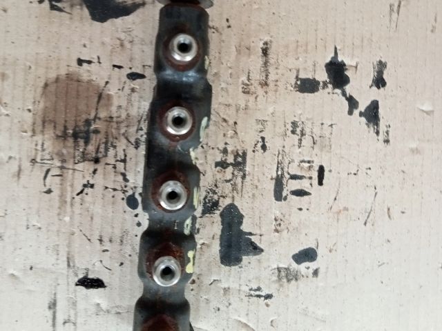 bontott MAZDA 3 Közösnyomócső