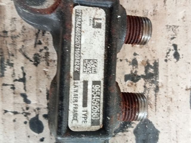 bontott MAZDA 3 Közösnyomócső