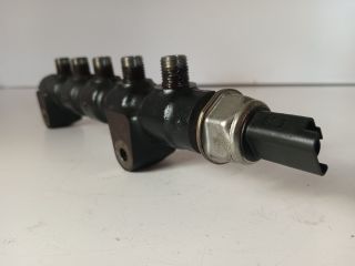 bontott MAZDA 3 Közösnyomócső