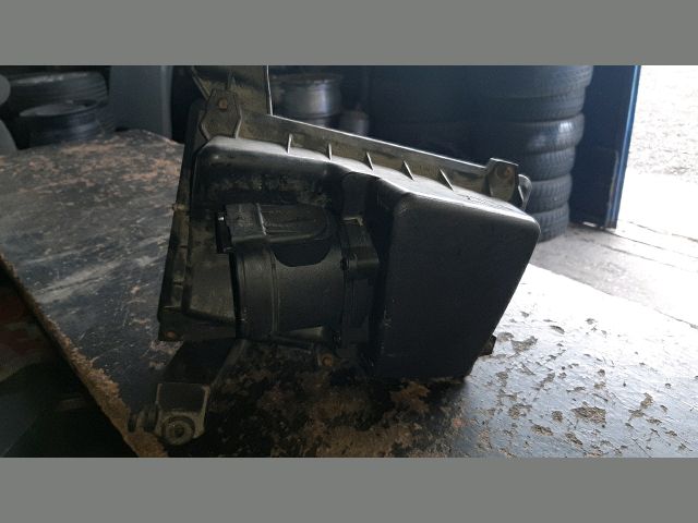 bontott MAZDA 3 Légszűrő Ház