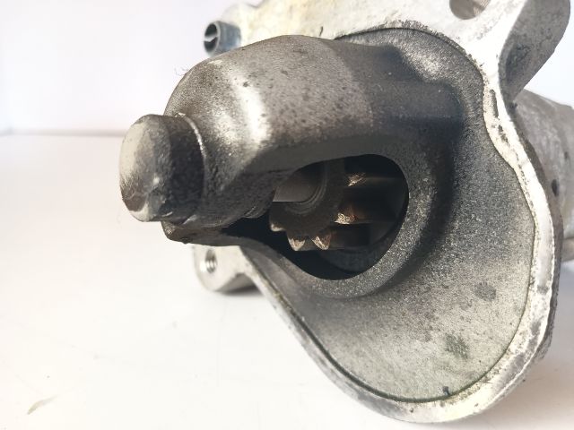 bontott MAZDA 3 Önindító