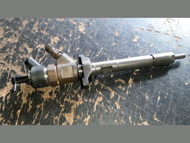 bontott MAZDA 3 Porlasztó (1 db)