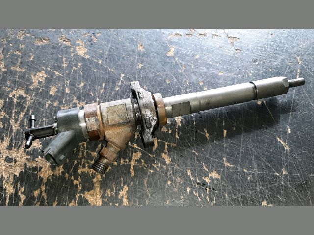 bontott MAZDA 3 Porlasztó (1 db)