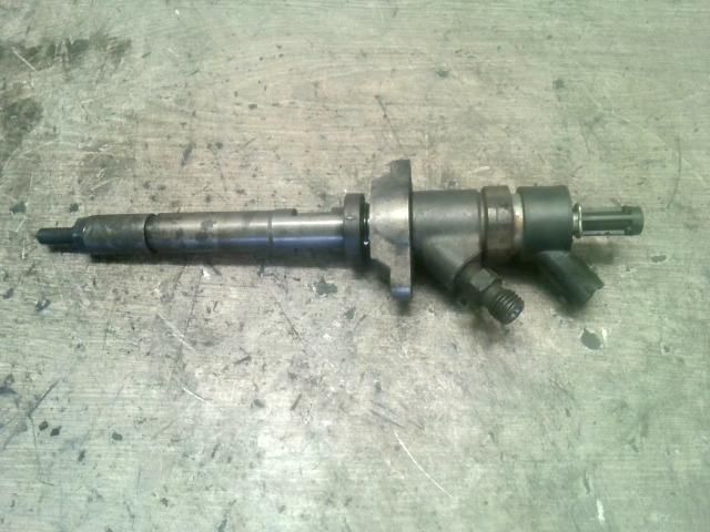 bontott MAZDA 3 Porlasztó (1 db)