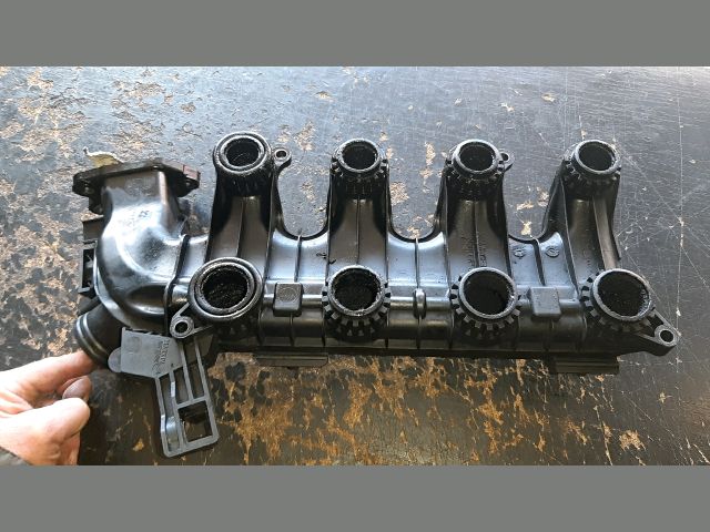 bontott MAZDA 3 Szívósor