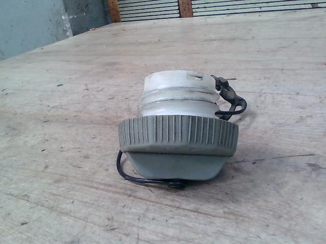 bontott MAZDA 3 Tanksapka