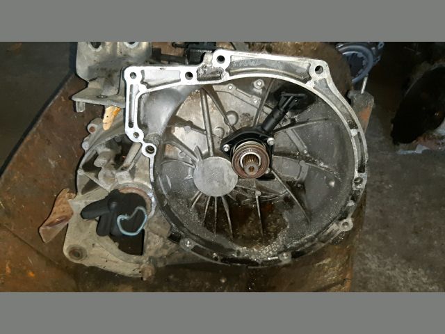 bontott MAZDA 3 Váltó (Mechanikus)