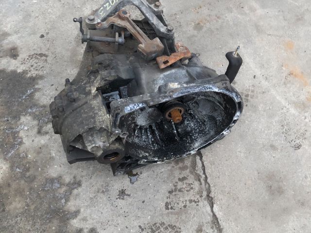 bontott MAZDA 3 Váltó (Mechanikus)