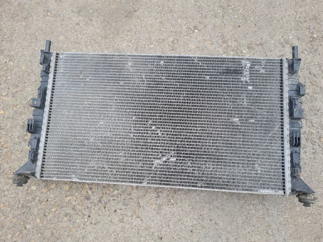 bontott MAZDA 3 Vízhűtő Radiátor (Klímás)