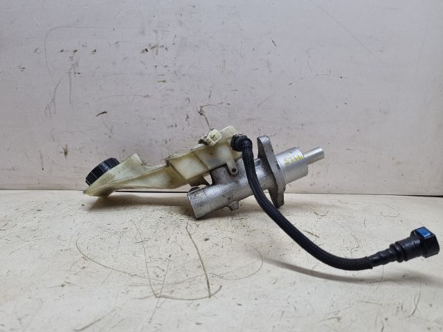 bontott MAZDA 3 Főfékhenger