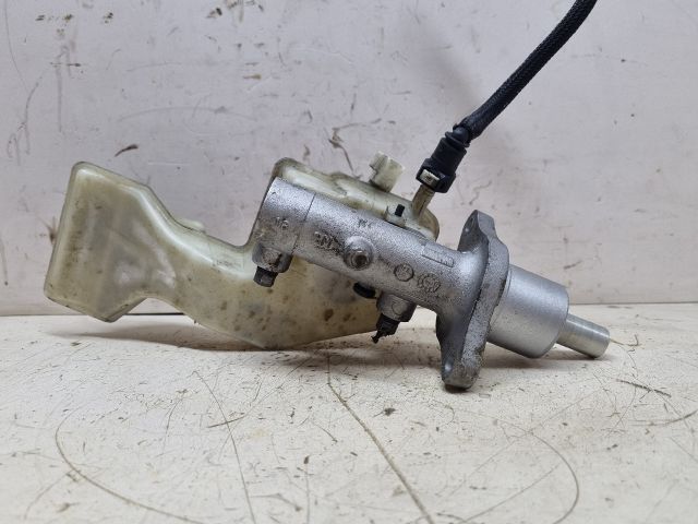 bontott MAZDA 3 Főfékhenger