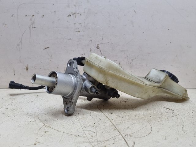 bontott MAZDA 3 Főfékhenger