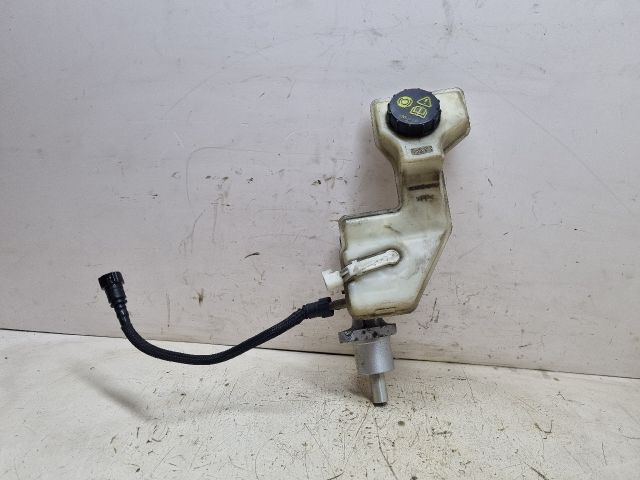 bontott MAZDA 3 Főfékhenger