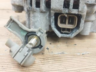 bontott MAZDA 3 Generátor