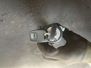 bontott MAZDA 3 Gyújtáskapcsoló Házzal