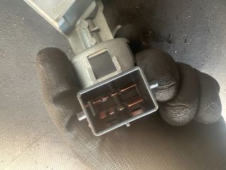 bontott MAZDA 3 Gyújtáskapcsoló Házzal