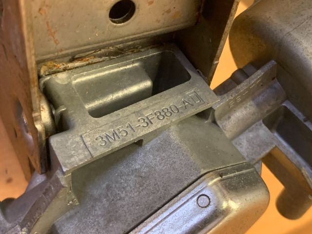 bontott MAZDA 3 Gyújtáskapcsoló