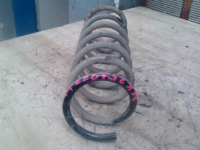 bontott MAZDA 3 Hátsó Rugó