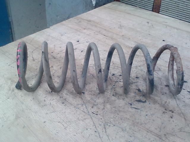 bontott MAZDA 3 Hátsó Rugó