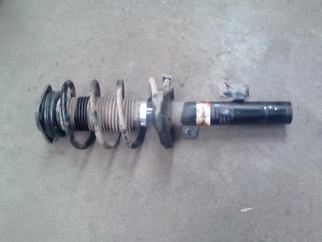 bontott MAZDA 3 Jobb első Gólyaláb (Lengécsillapító, Rugó)