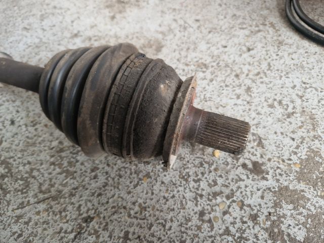 bontott MAZDA 3 Jobb Féltengely