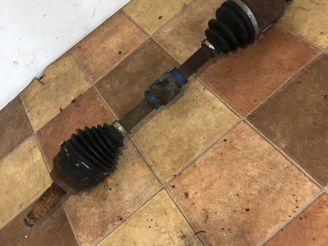 bontott MAZDA 3 Jobb Féltengely