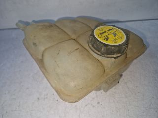 bontott MAZDA 3 Kiegyenlítő Tartály