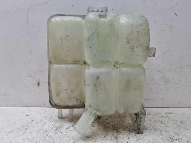 bontott MAZDA 3 Kiegyenlítő Tartály