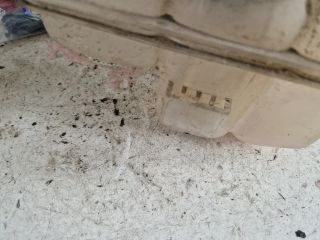 bontott MAZDA 3 Kiegyenlítő Tartály