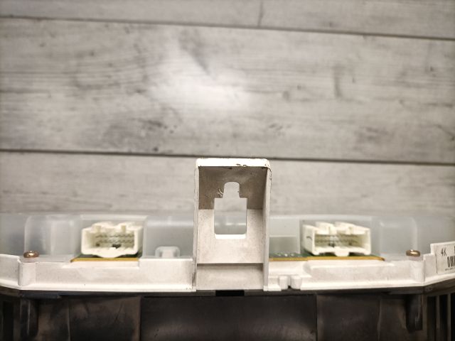 bontott MAZDA 3 Kilométeróra