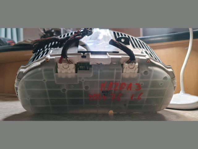 bontott MAZDA 3 Kilométeróra