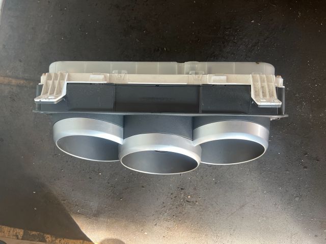 bontott MAZDA 3 Kilométeróra