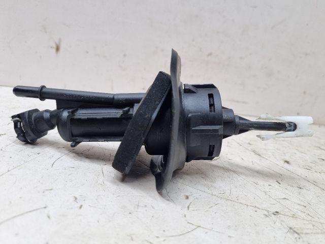 bontott MAZDA 3 Kuplung Munkahenger