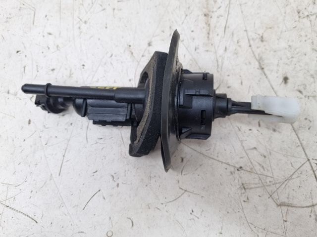 bontott MAZDA 3 Kuplung Munkahenger