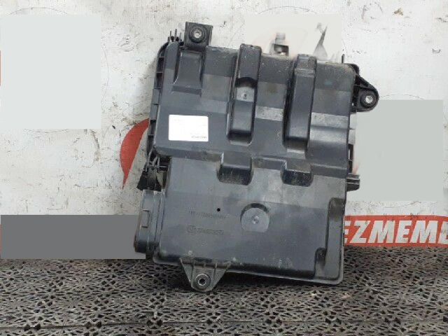 bontott MAZDA 3 Légszűrő Ház