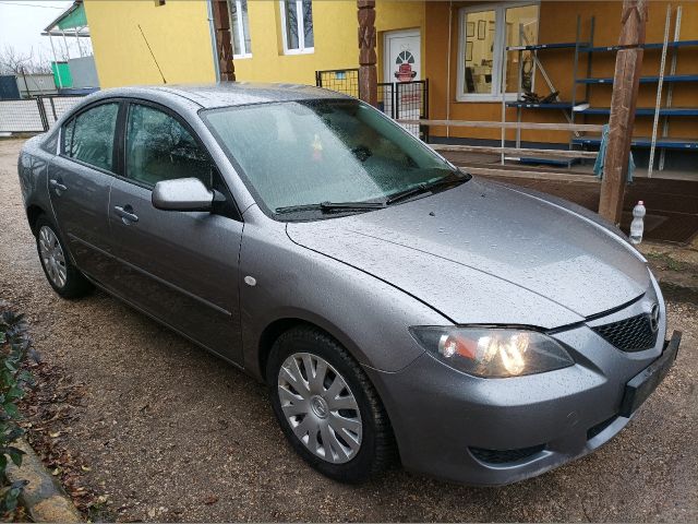 bontott MAZDA 3 Motor (Fűzött blokk hengerfejjel)