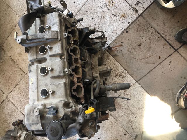 bontott MAZDA 3 Motor (Fűzött blokk hengerfejjel)