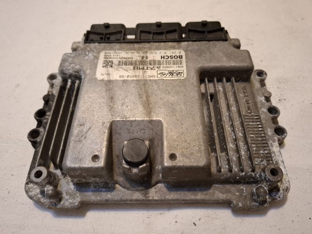 bontott MAZDA 3 Motorvezérlő