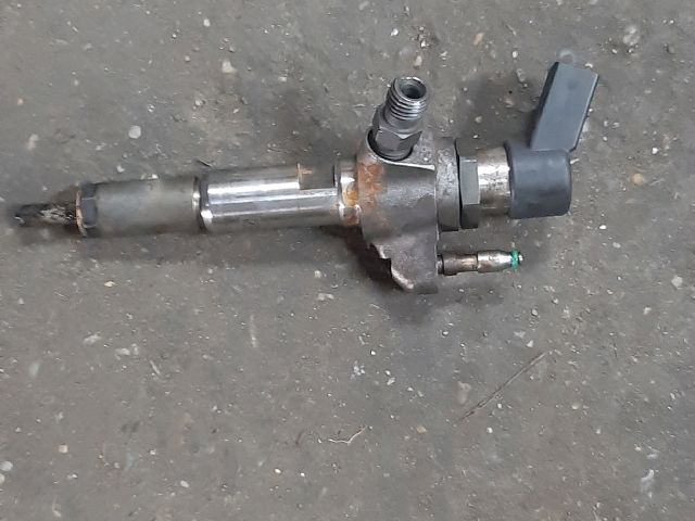 bontott MAZDA 3 Porlasztó (1 db)