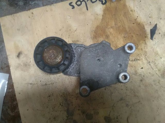 bontott MAZDA 3 Szíjfeszítő Görgő