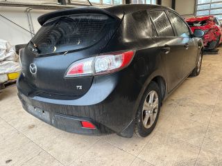 bontott MAZDA 3 Tankbetöltő Cső (Fém)