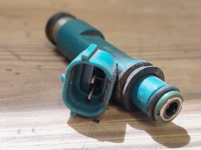 bontott MAZDA 3 Porlasztó (1 db)