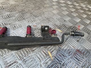 bontott MAZDA 3 Porlasztó Sor / Híd