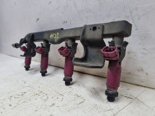 bontott MAZDA 3 Porlasztó Sor / Híd