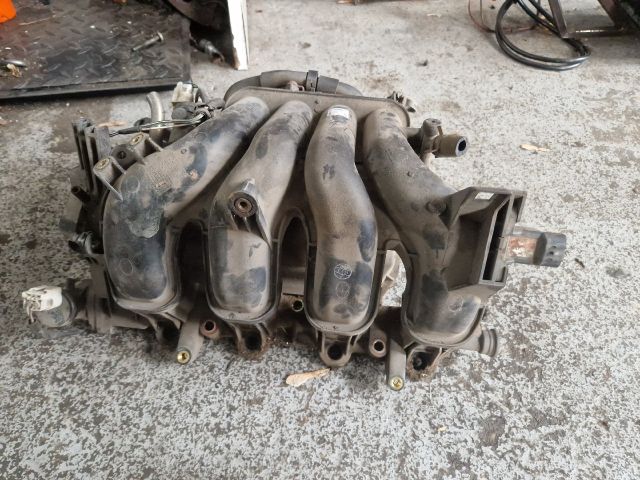 bontott MAZDA 3 Szívósor