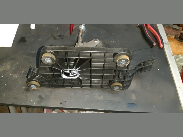 bontott MAZDA 3 Váltó Kulissza