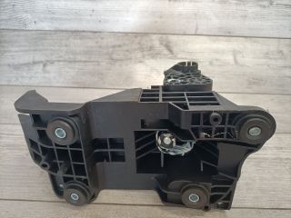 bontott MAZDA 3 Váltó Kulissza