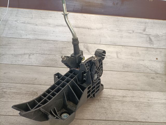 bontott MAZDA 3 Váltó Kulissza