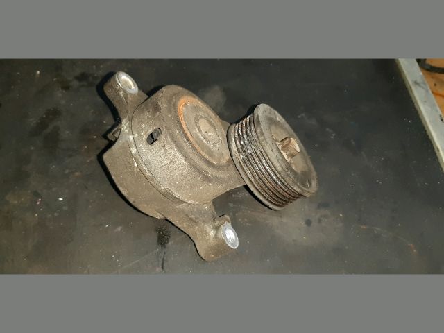 bontott MAZDA 3 Vezérlés Lánc / Szíj Feszítő Görgő