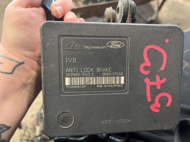 bontott MAZDA 3 ABS Kocka